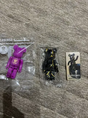 베어브릭 2체 세트