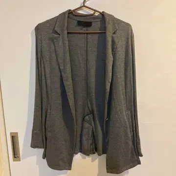 UNTITLED 그레이 자켓 사이즈 2