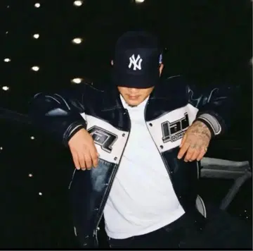 VALLAD AVIREX LEATHER JACKET M