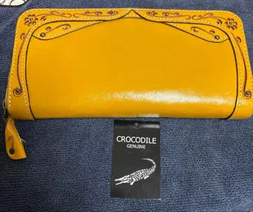 Dakota 겨자색 지갑