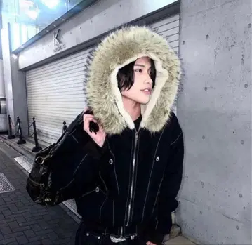 퍼 자켓 Y2K BLACK