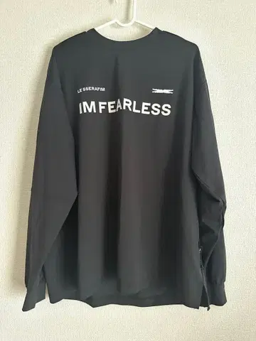 르세라핌 팝업 티셔츠 L사이즈