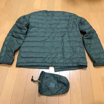 UNIQLO 유니클로 울트라 라이트 다운 자켓 수납 봉투 포함