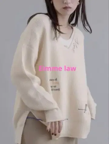 EimeeLaw 랜덤 자수 로고 니트