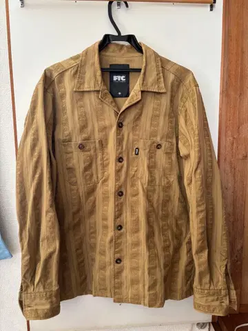 FTC 스트라이프 셔츠 M 사이즈 베이지