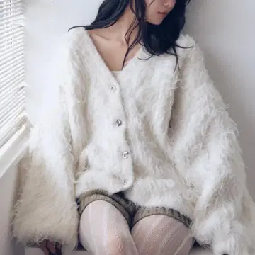 [ Andequal ] 유니크 버튼 니트 가디건