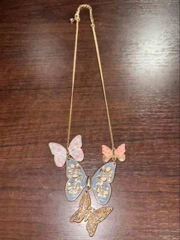 빈티지 목걸이 나비 에나멜