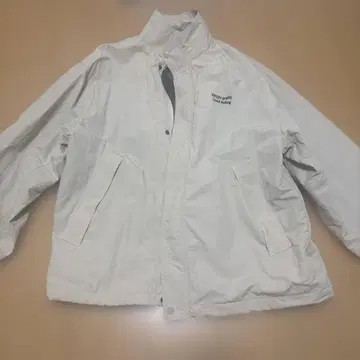 FFEIN M 아이보리 나일론 자켓