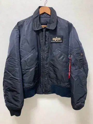 ALPHA INDUSTRIES MA-1 자켓 블랙