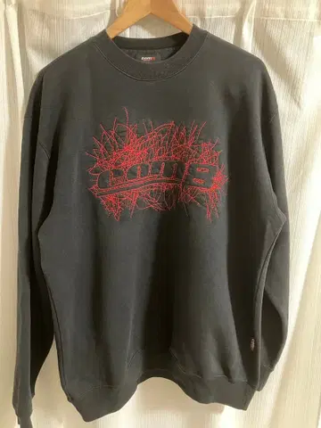 [레어] [Com8] 자수 빅 실루엣 빈티지 맨투맨 트레이닝복