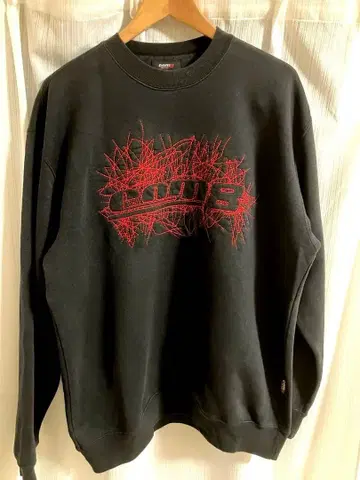 [레어] [Com8] 자수 빅 실루엣 빈티지 맨투맨 트레이닝복