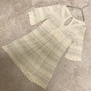 [ 고품질 ] SHIPS 시스루 레이스 니트 튜닉 일본제 아이보리