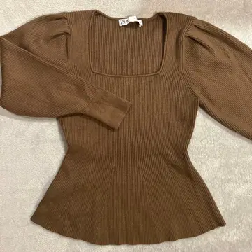 ZARA 페플럼 니트 브라운