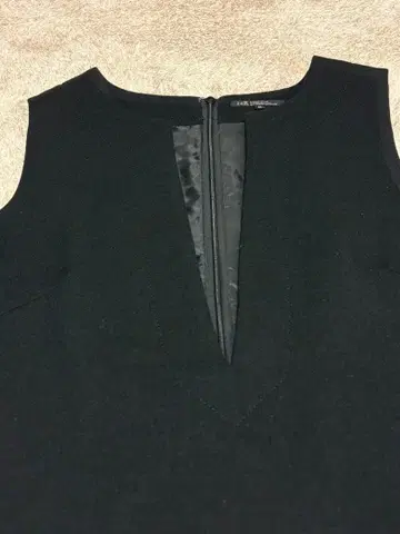 23구 슬리브리스 원피스