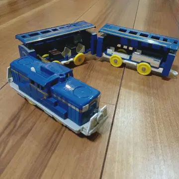 프라레일 북두성 3량 편성