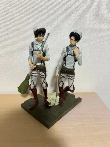 진격의 거인 DXF 청소 리바이, 엘렌