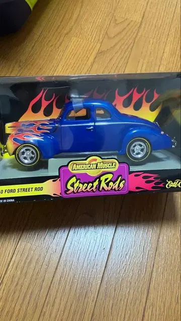 Ford Street Rod 1/18 스케일 모델