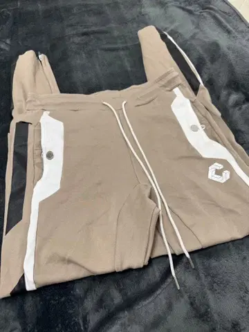 CRONOS 베이지 조거 팬츠