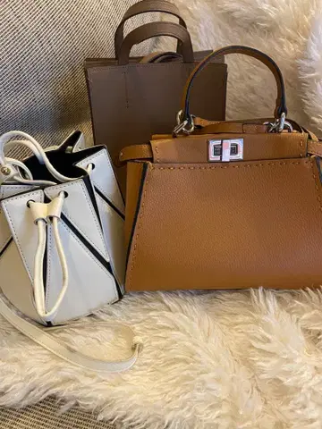 물건 정리중!! 3세트! 블랙과 브라운 핸드백 세트