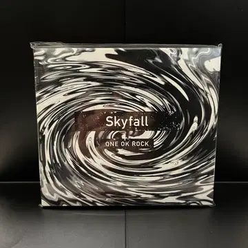 ONE OK ROCK / Skyfall 회장 한정판