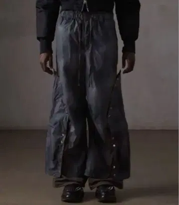 GRANCY 나일론 팬츠 그레이 그린