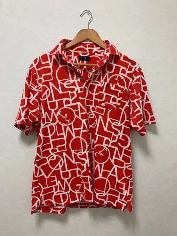 Munsingwear 빨간색 로고 프린트 피케 셔츠 LL