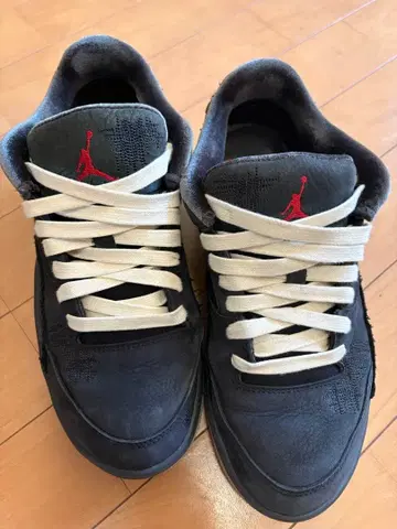 Jordan 블랙/그레이 로우컷 스니커즈