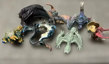 몬스터 헌터 몬스터 도감 등 미니 피규어 묶음 판매