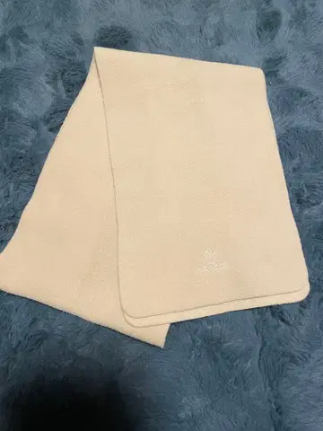 MONCLER 베이지 플리스 머플러