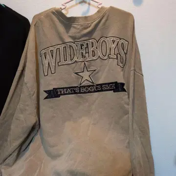 GYDA 베이지 맨투맨 트레이닝복