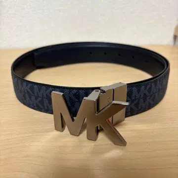[ 새상품급 ] Michael Kors MK 로고 & 무지 벨트 네이비