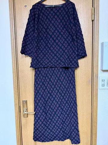 요건 레일 울 체크 무늬 셋업