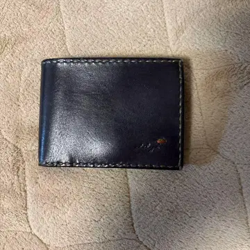 블랙 가죽 이단 접이식 지갑