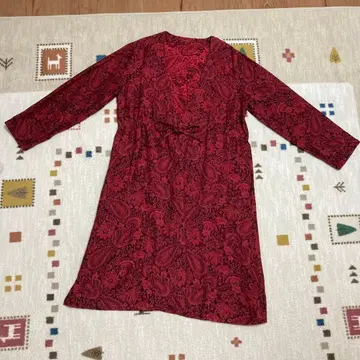 페이즐리 무늬 빨간색 긴팔 원피스