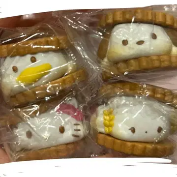 스모어 샌드 산리오 키티 오리 페클 코기뮨 가챠