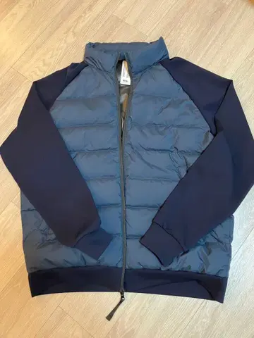 [ 새상품급 ] phenix 네이비 다운 자켓