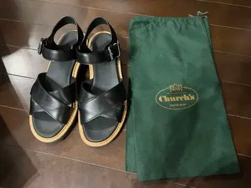 처분 가격 Church's 블랙 가죽 샌들
