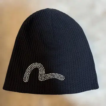 EVISU 스터드 비니