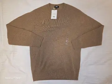 [ 새상품 ] 유니클로 캐시미어 크루넥 스웨터 ( 남성용 베이지 )