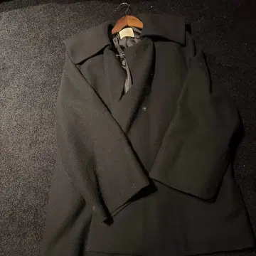 Eaphi 블랙 울 코트