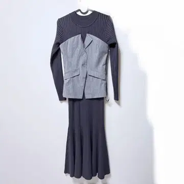 LAGUNAMOON / 라그나문 버튼 베스트 도킹 니트 원피스