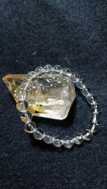 마니하르 산 수정 팔찌