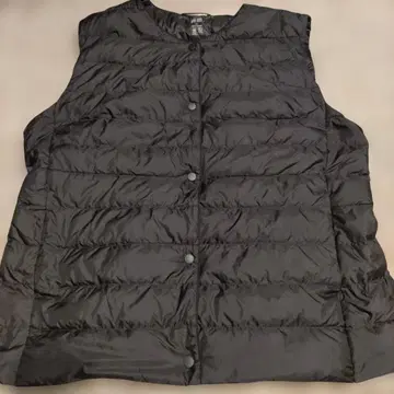 유니클로 다운 베스트 XL 블랙 새상품급