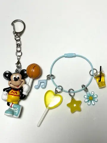 미키 레트로 키링 찰랑찰랑 키링 2개 세트 판매 (180)