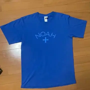 NOAH T셔츠 M사이즈 초레어