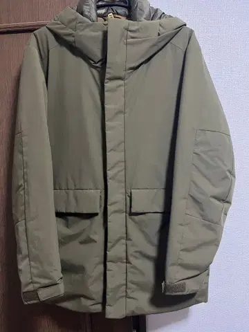 유니클로 하이브리드 다운 파카