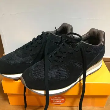 ASAHI 메디컬 워크 블랙 스니커즈