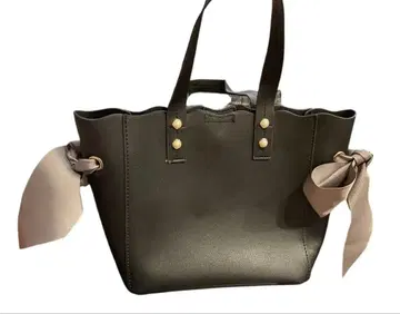 Majestic Legon 리본 포함 스타일리시한 브라 백.