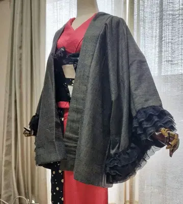 [겉옷(코트)] 프릴 디자인