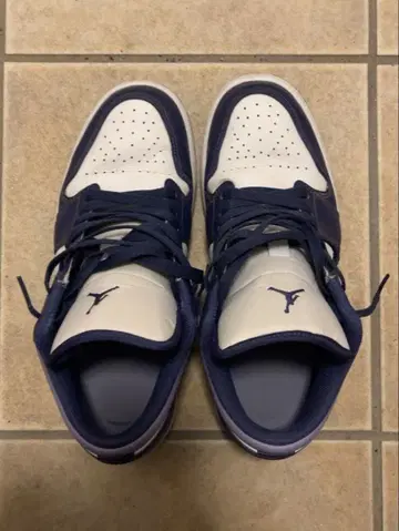 Jordan 퍼플/화이트 스니커즈 27cm